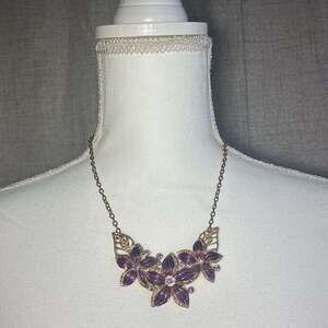 Women's Boho LeavesFlowersBib glamorous, luxuryStatement Necklace purple & gold